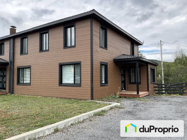 1568, route 138, Petite-Rivière-St-François à vendre