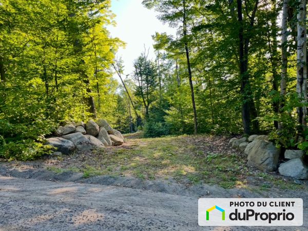 chemin de la Presqu&#39;Île, St-Mathieu-Du-Parc for sale