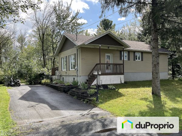 210, rue des Voiliers, Drummondville (St-Nicéphore) à vendre