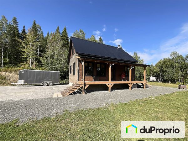 38, chemin de l&#39;Étang, St-Anaclet-De-Lessard à vendre