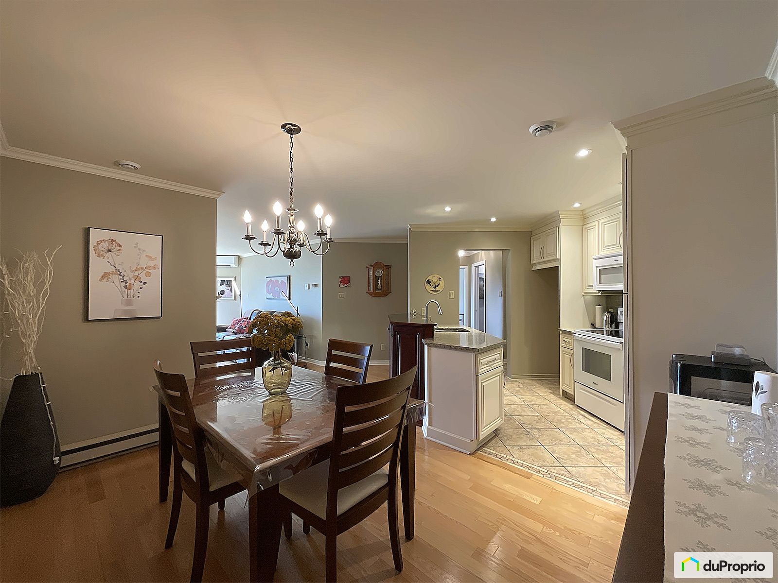 304 1400 Rue Principale — photo 1