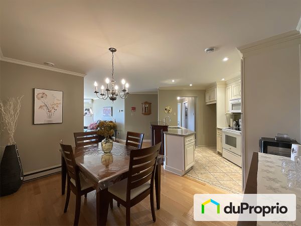 Salle à manger - 304-1400, rue Principale, St-Zotique à vendre