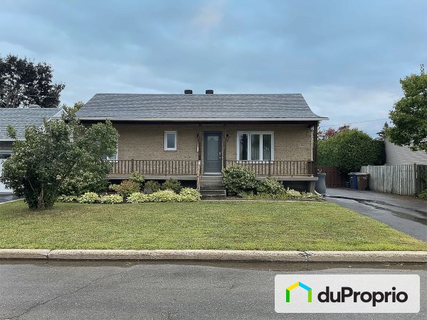 1028, rue du Pourpier, Ste-Dorothée à vendre