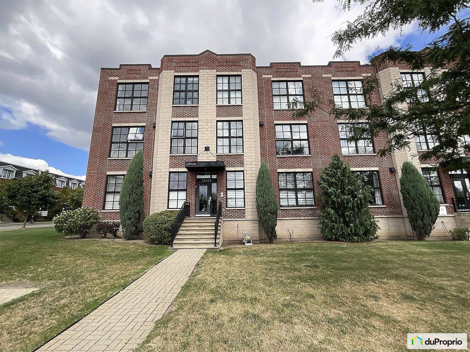201 13901 Boulevard Cavendish — photo 1