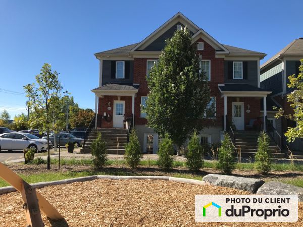 2678 avenue de la Gare, Mascouche à vendre