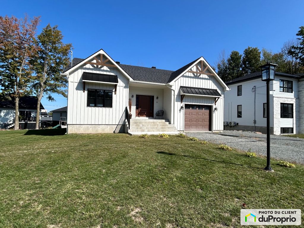 Bi-génération à vendre, Estrie