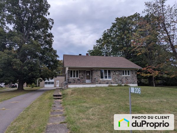 206 rue Principale, East Farnham for sale