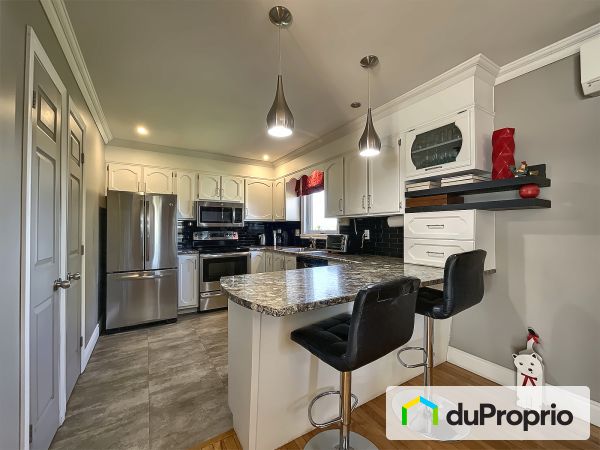 Kitchen - 40 rue des Prés, St-Jacques-De-Leeds for sale