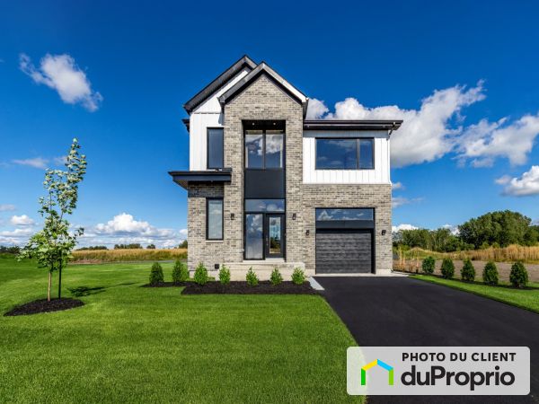 325, rue de la Clairière, St-Philippe à vendre