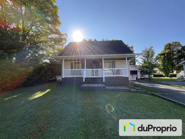 14 rue de la Rivière, St-Damien-De-Buckland for sale