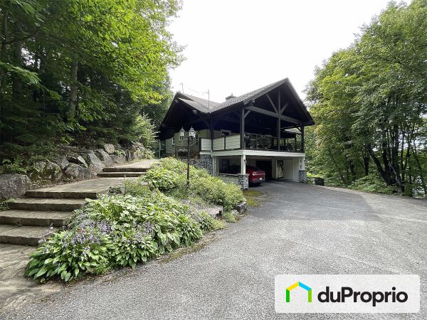9 chemin des Grillons, Lac-Beauport for sale
