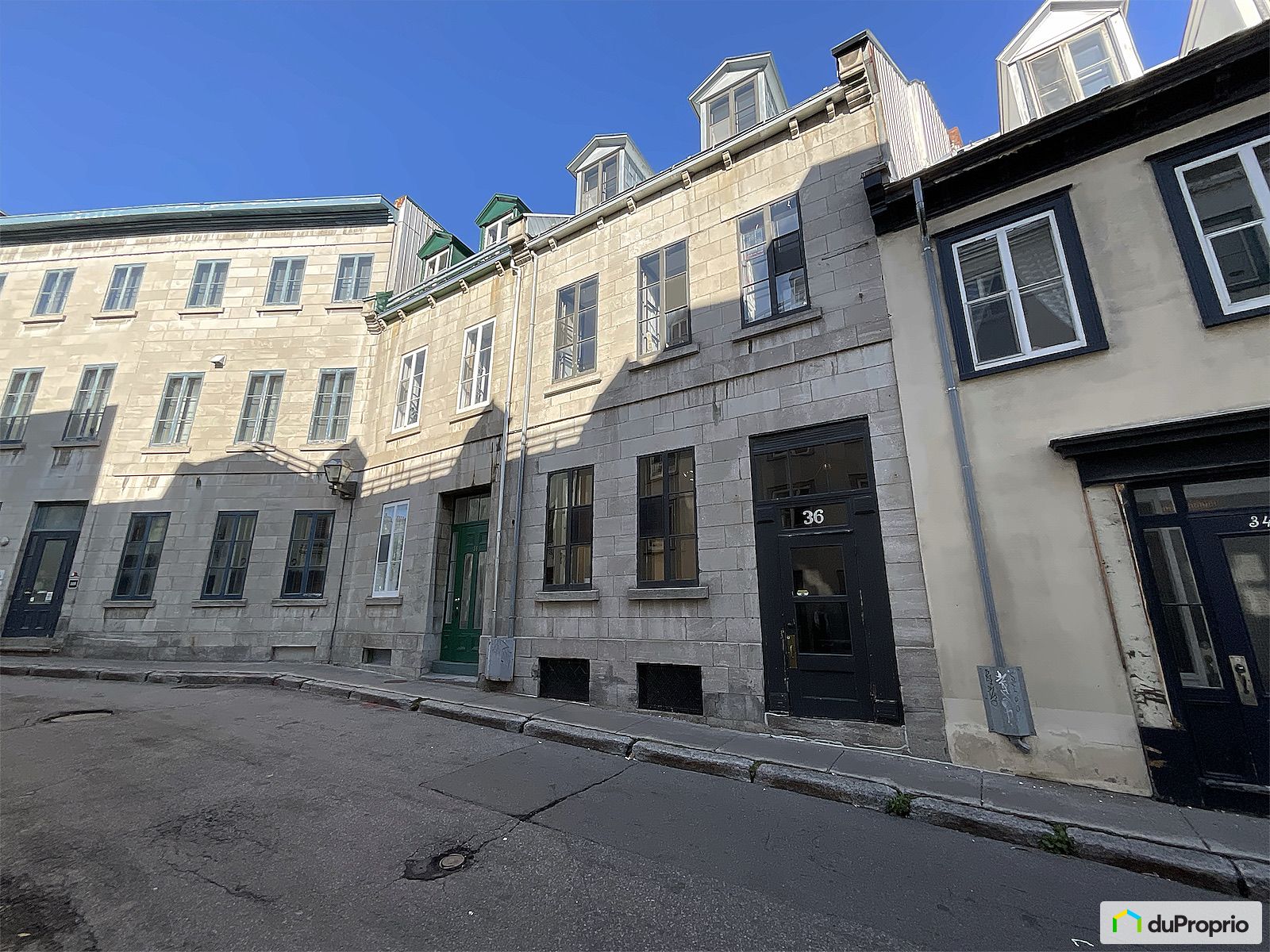 36 Rue Couillard — photo 1