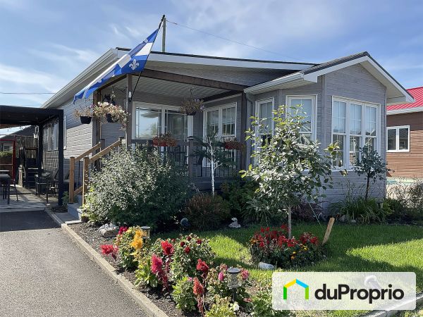 916 avenue de Cocoa, St-Ambroise for sale