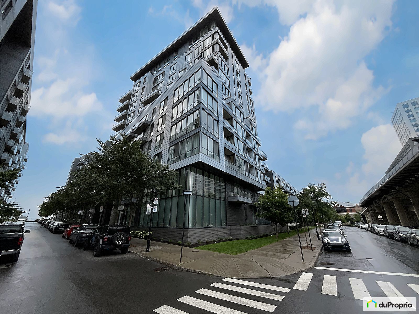 403 370 Rue Saint Andre — photo 3