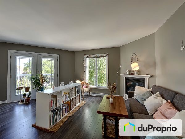 Salon - 5-7, rue du Couvent, Gatineau (Aylmer) à vendre