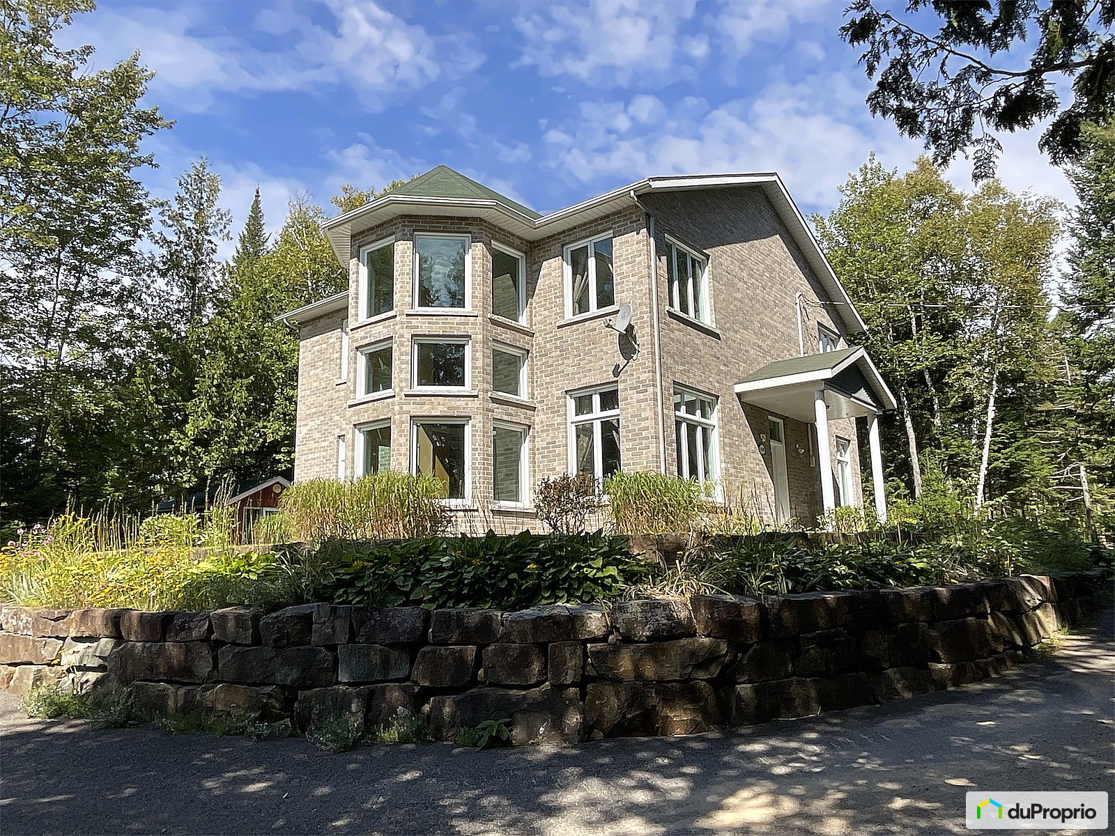 210 Rue Des Erables — photo 1