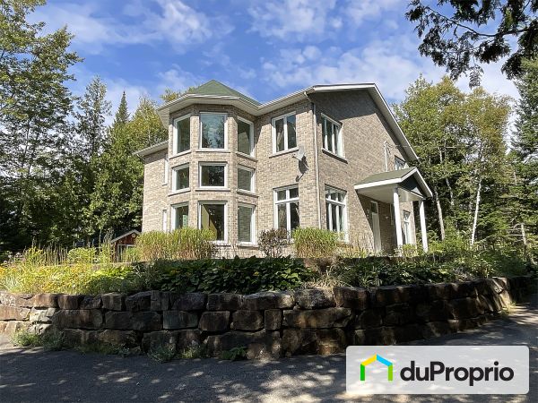 210, rue des Érables, St-Alphonse-Rodriguez à vendre