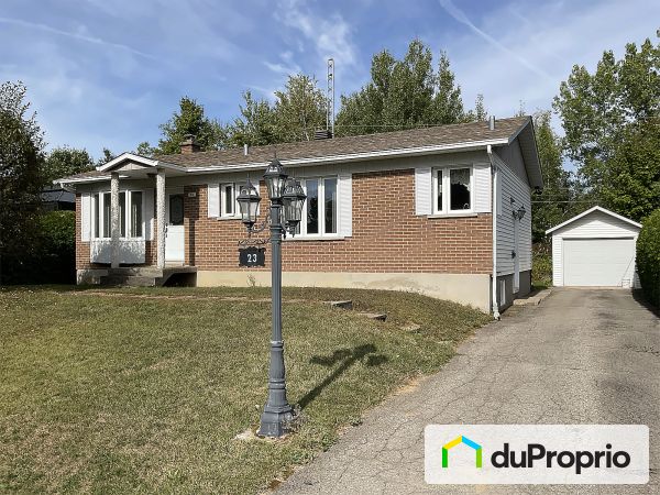 23, rue Labadie, St-Charles-Borromée à vendre