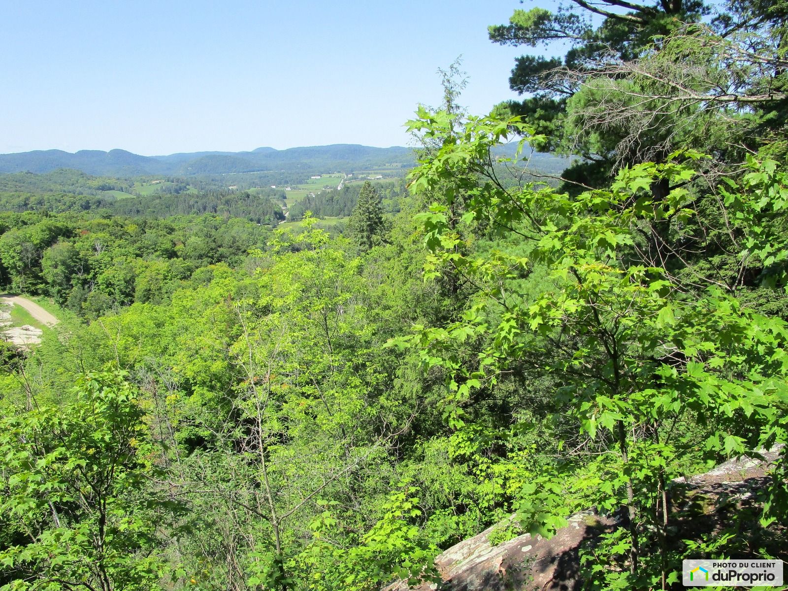 Chemin Du Sommet De La Vallee — photo 2