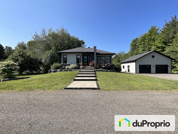 5421 rang Saint-Martin, St-Félix-De-Valois for sale