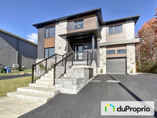 244 rue de Bigorre, Charlesbourg (ND-Des-Laurentides) for sale