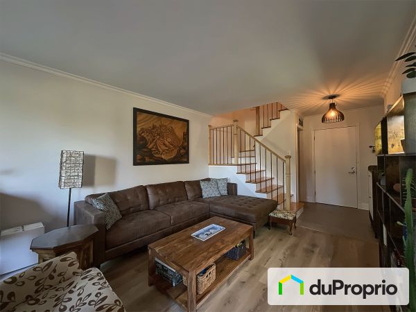 Salon - 107-400, chemin de la Rabastalière Ouest, St-Bruno-De-Montarville à vendre