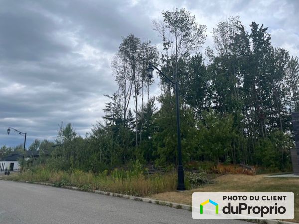  rue Alexandre-Dumas, Sherbrooke (Jacques-Cartier) for sale