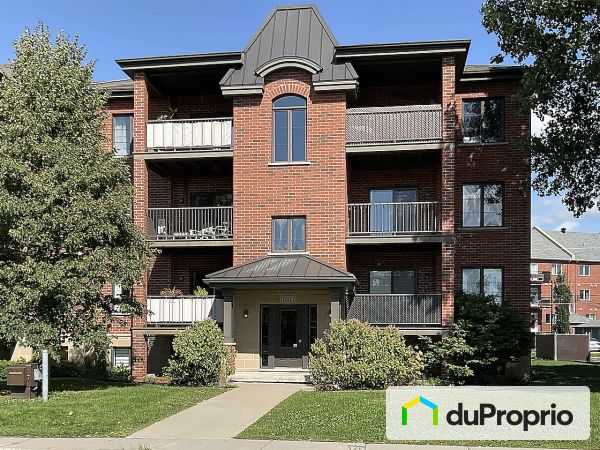 2-7200, boulevard Cousineau, Longueuil (St-Hubert) à vendre