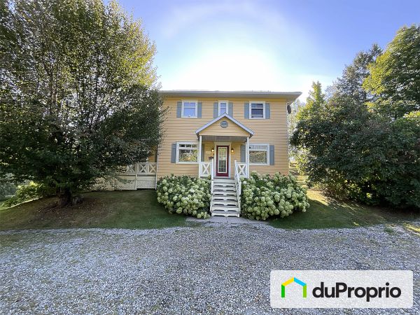 4960 route 143, Hatley for sale