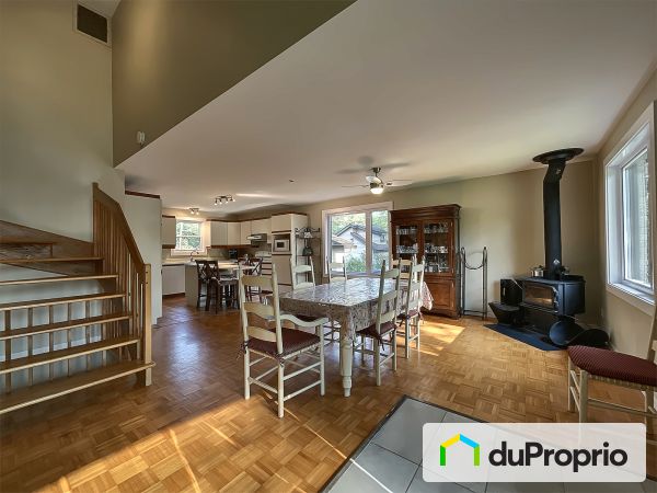 40 chemin Galipeau, Mont-Tremblant (St-Jovite) for sale