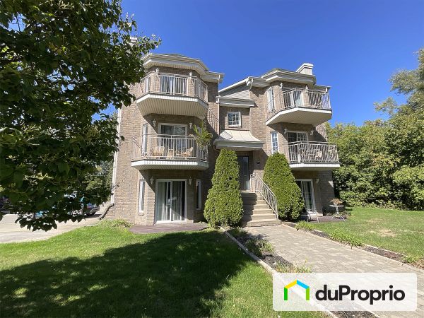 Buildings - 302-338 rue de la Rivière, Ste-Therese for sale