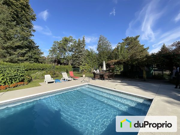 Piscine - 706, rue Louis-Hebert, Boucherville à vendre