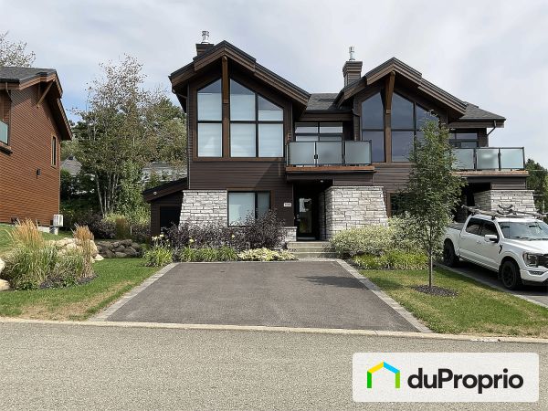 339 rue Simard, St-Ferréol-les-Neiges for sale