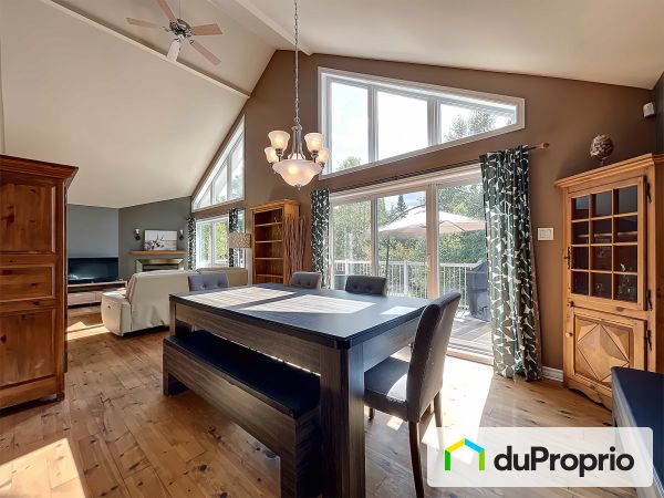 78 chemin du Faucon, St-Donat for sale