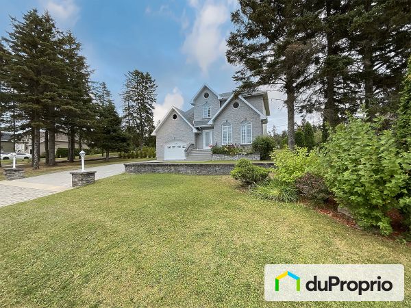 529 rue des Vétérans, Rimouski (Pointe-Au-Père) for sale
