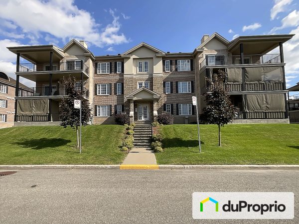 203-440, place du Louvre, Mascouche à vendre