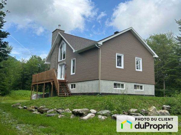 7, rue Lise, St-Joseph-De-Ham-Sud à vendre