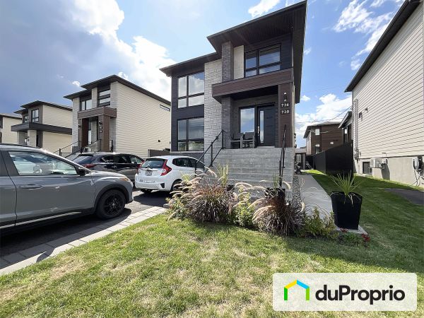 736-738, rue Denise-Asselin, Beloeil à vendre