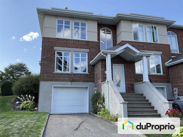 1335, rue Isabelle-Aubert, Vanier à vendre