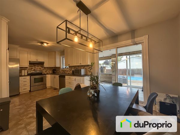 2, Croissant de la paix, Gatineau (Aylmer) à vendre