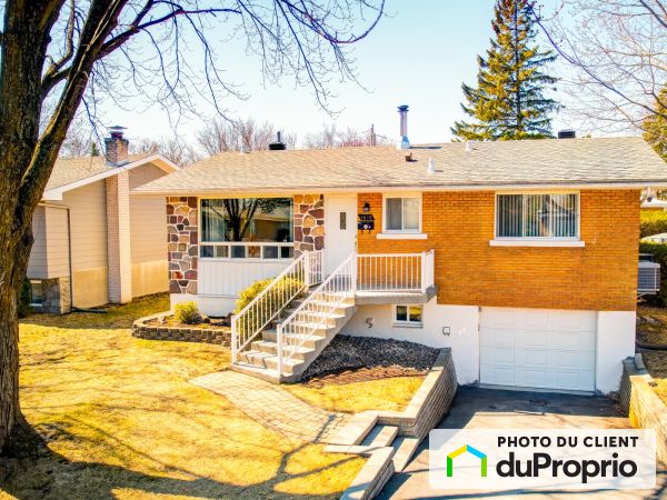 1610 croissant Donnacona, Duvernay for sale