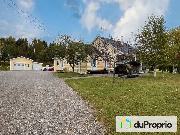 138 chemin de la Carrière, Chicoutimi (Canton Tremblay) for sale