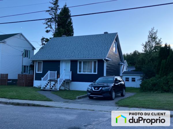 29, avenue Roberval, Baie-Comeau à vendre
