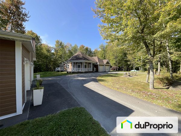 185, chemin Lapointe, Bromont à vendre