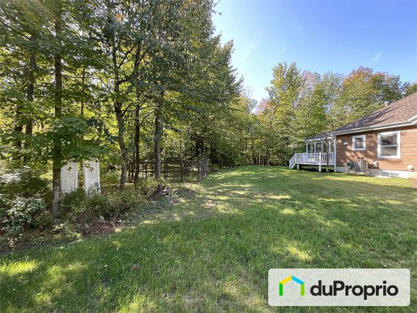 185, chemin Lapointe, Bromont à vendre