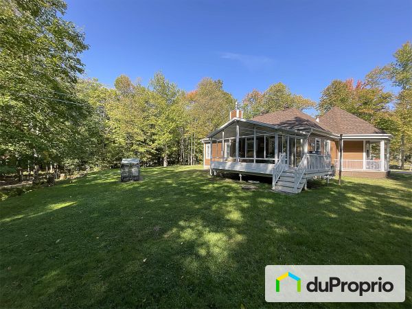 185 chemin Lapointe, Bromont for sale