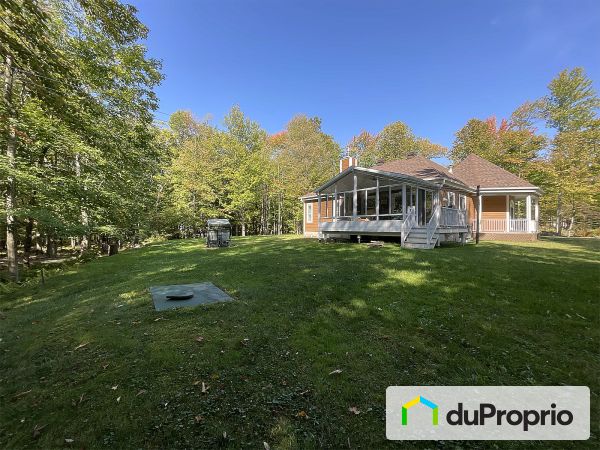 185 chemin Lapointe, Bromont for sale
