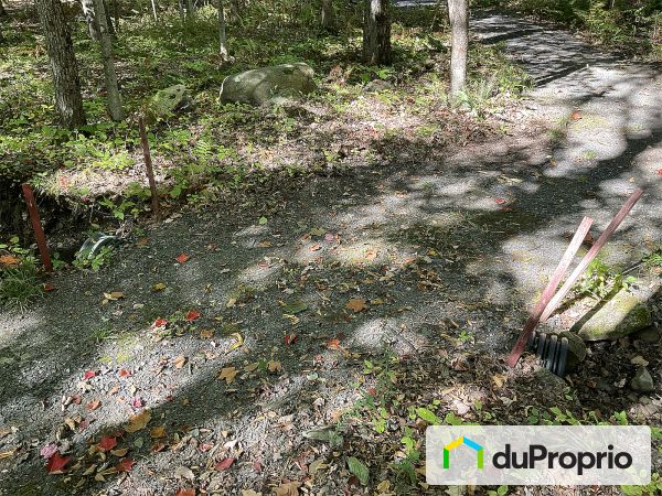 185 chemin Lapointe, Bromont for sale