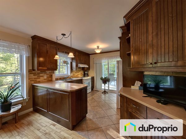 185 chemin Lapointe, Bromont for sale