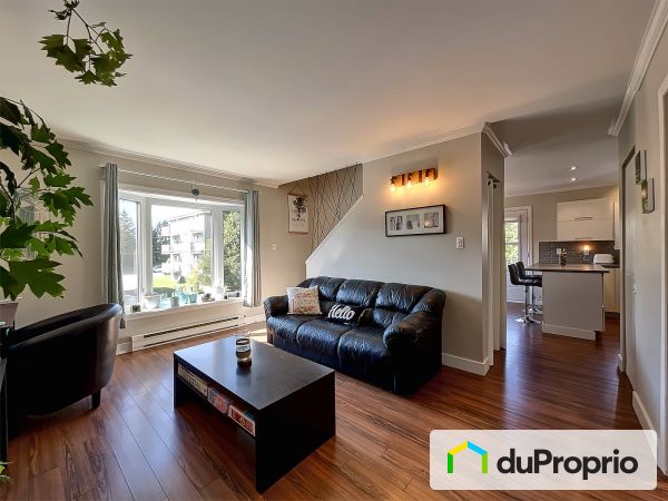 Living Room - 201-3410 rue des Chênes, Sherbrooke (Jacques-Cartier) for sale